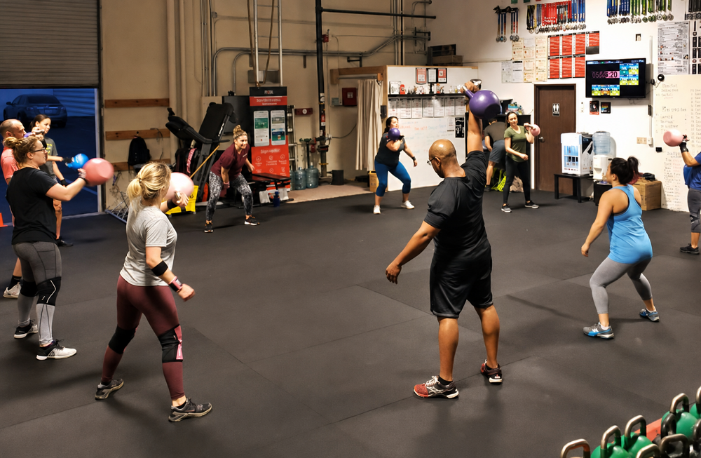 Small group training at Pinnacle Fitness